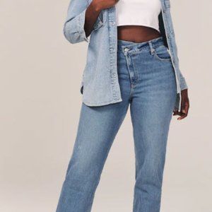 Curve Love Ultra High Rise 90s Straight Jean